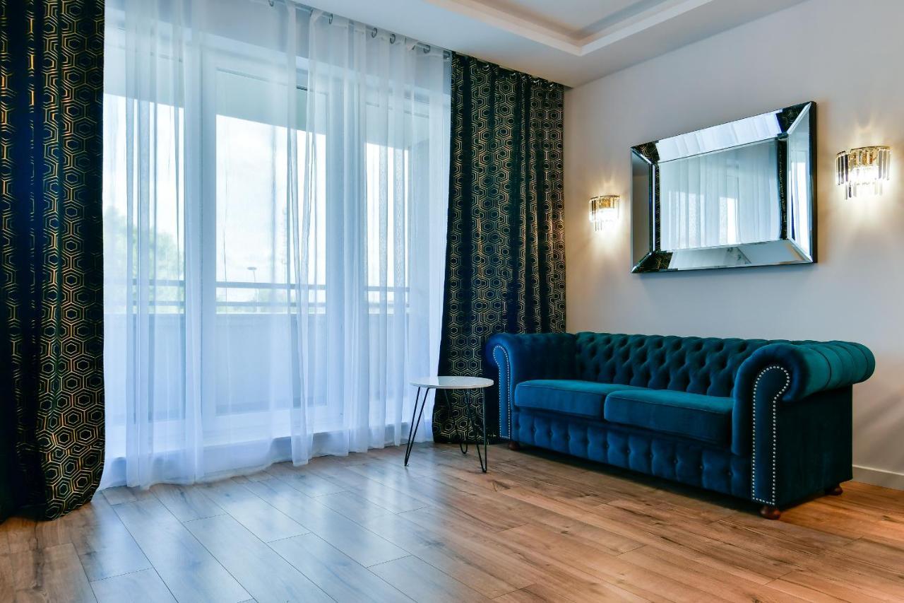 Apartament32 Golden Vip -Duze Miejsce Postojowe- Opolznevoye Bagian luar foto